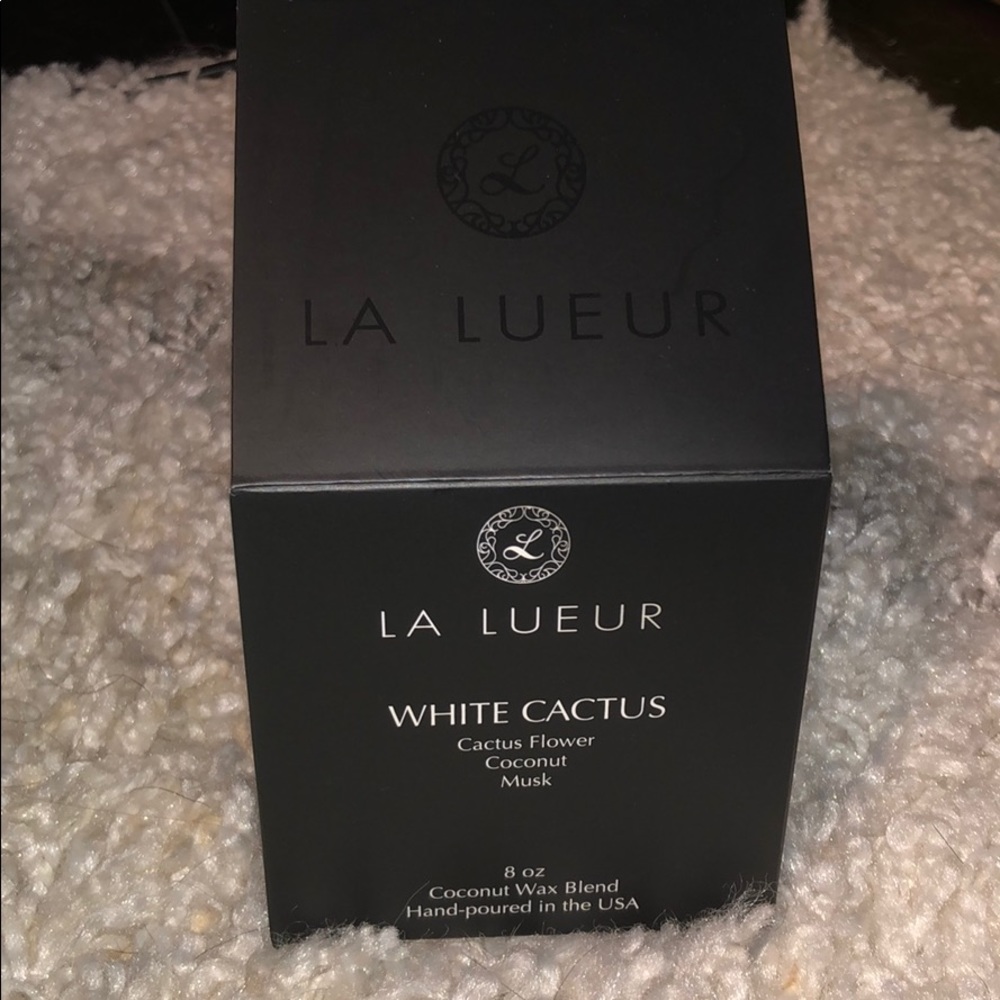 La Lueur white cactus candle